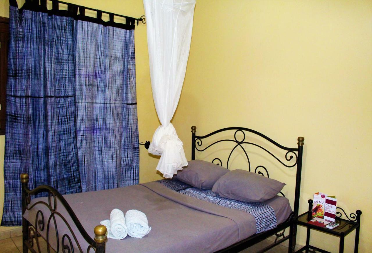 Hotel Keur Yakaar Somone Exterior foto